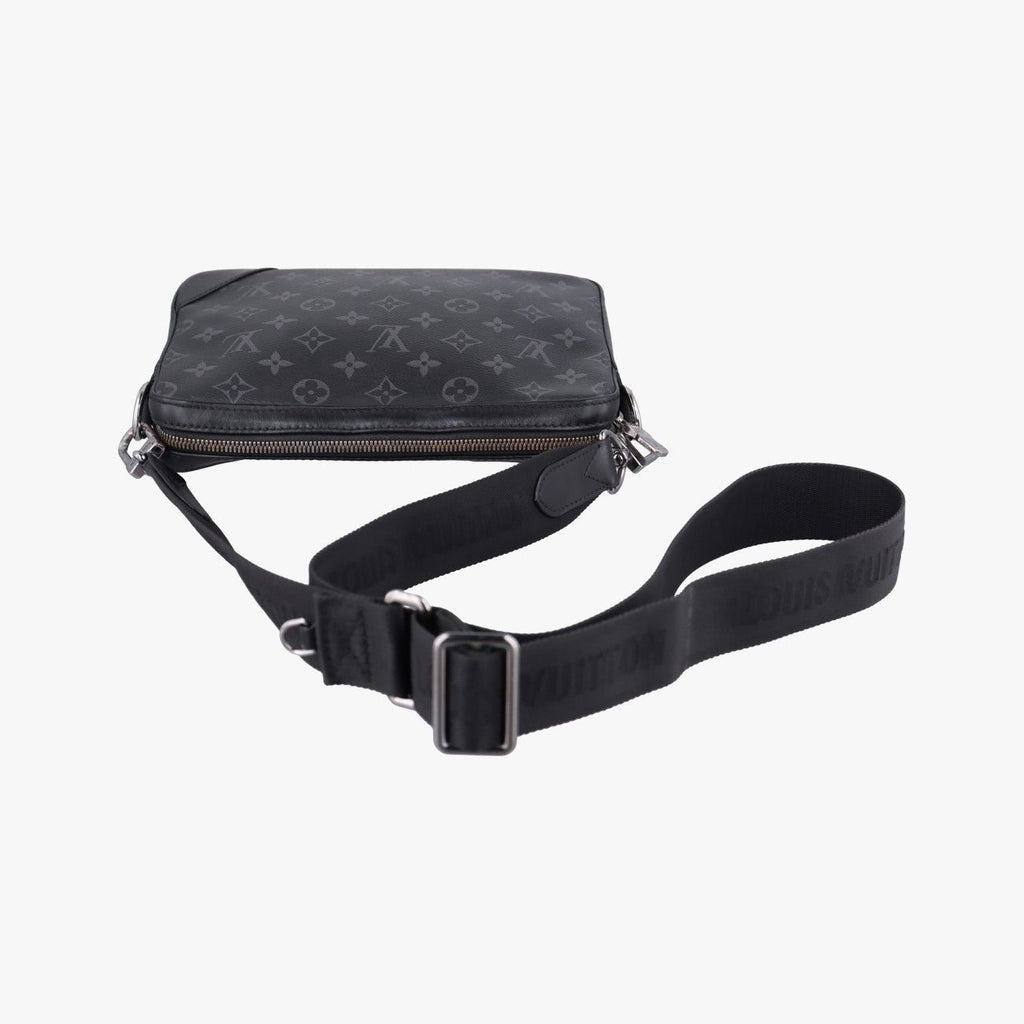 Louis Vuitton Trio Messenger Gri Monogram Shadow — view 8