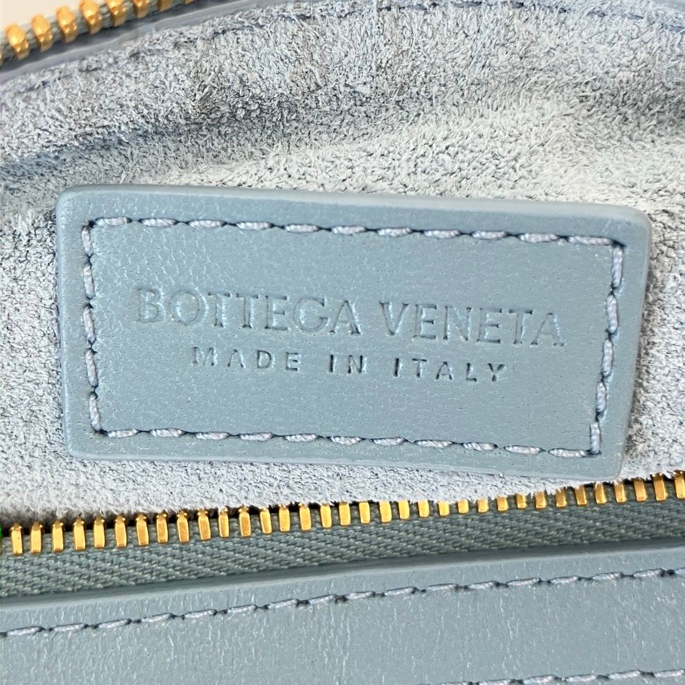 Bottega Veneta Nodo Mini Shoulder Bag Blue — view 8