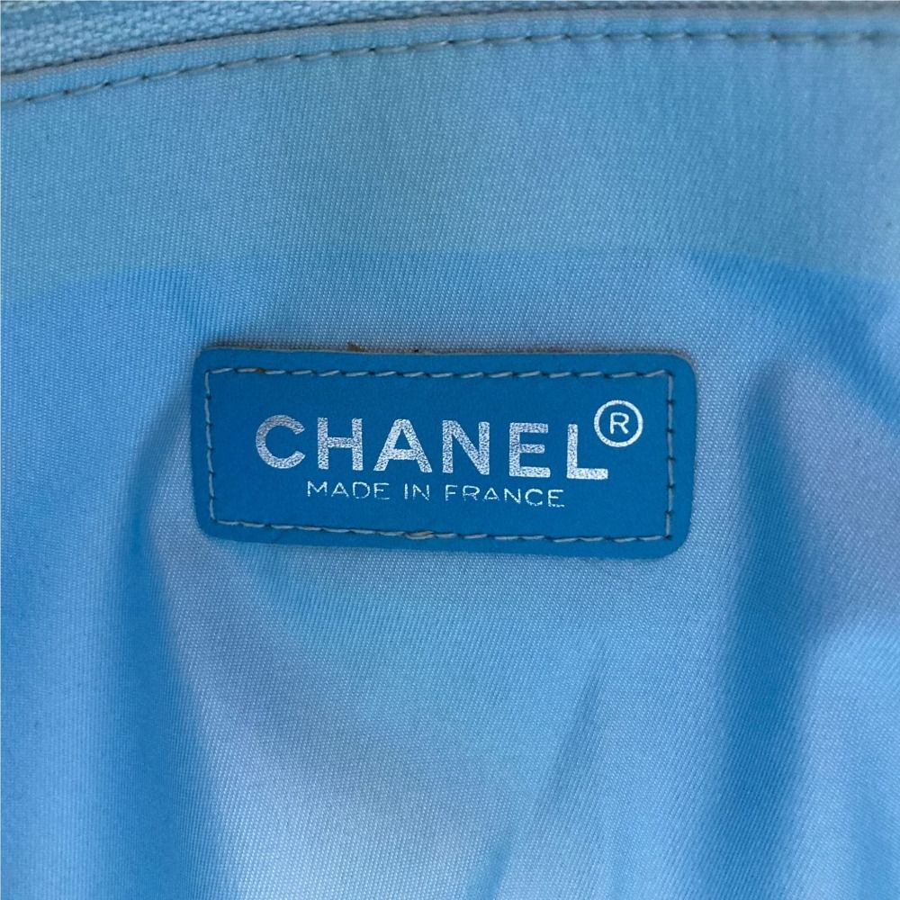 Chanel New Travel Line Tote Bag TGM Blue — view 7
