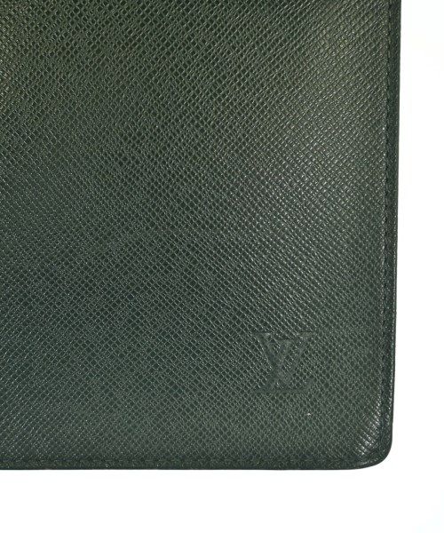 Louis Vuitton Taiga Serviette Clado Business Bag — view 8