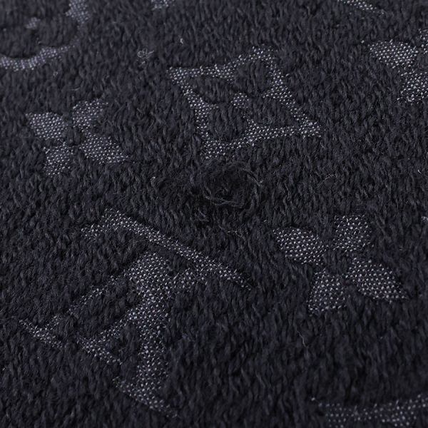 Louis Vuitton Scarf Monogram Classic — view 6