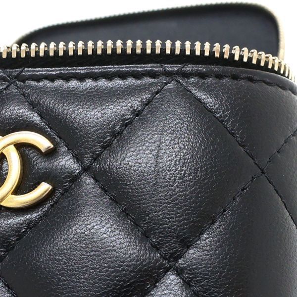 Chanel Quilted Mini Vanity — view 8