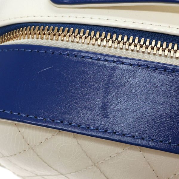 Chanel Chain Shoulder Bag White — view 6