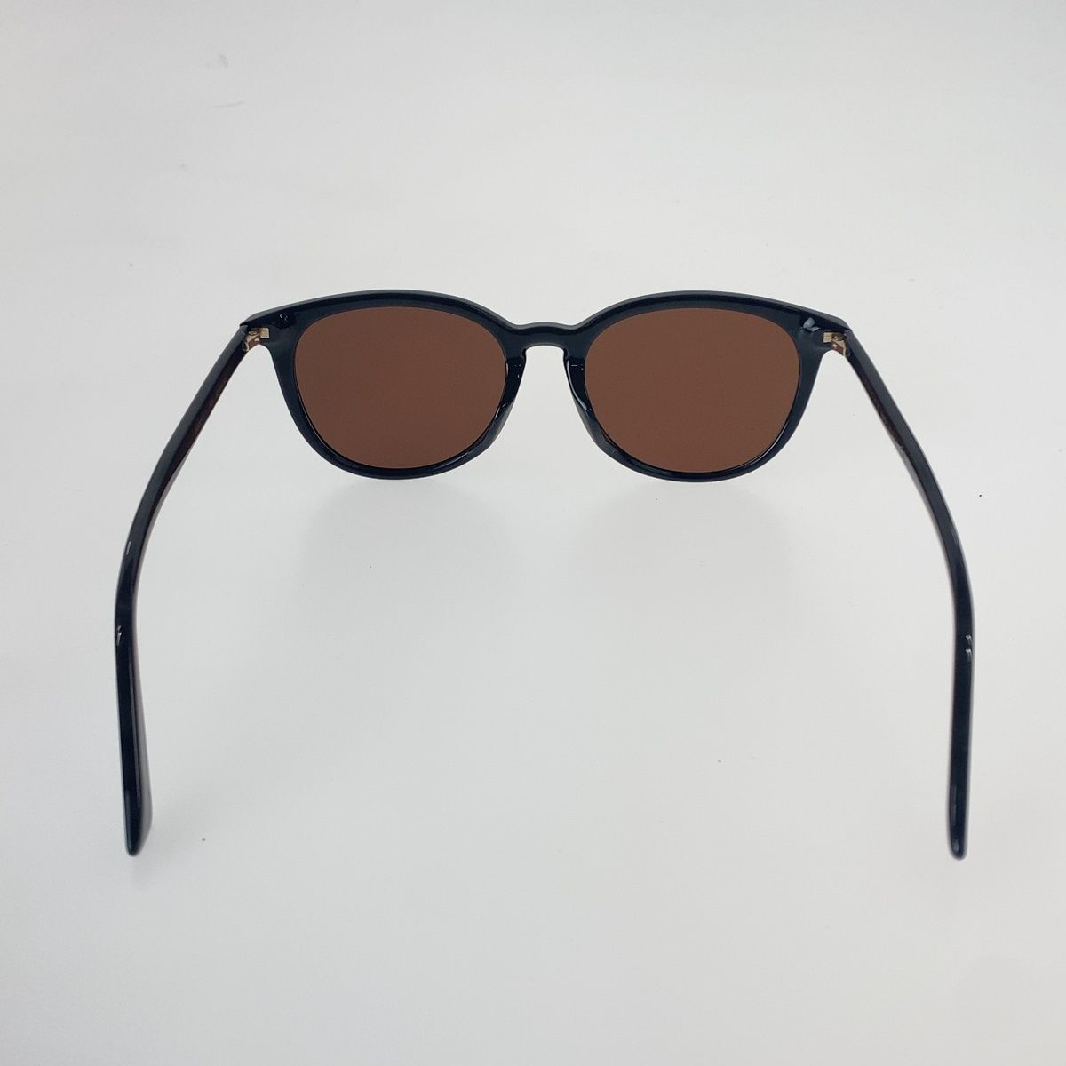 Gucci Interlocking G Sunglasses Black Gold Acetate Eyewear — view 3