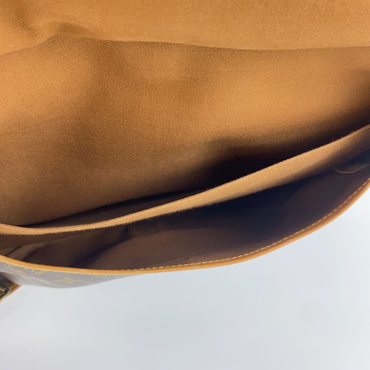 Louis Vuitton Monogram Saumur 35 Shoulder Bag Brown Leather — view 7