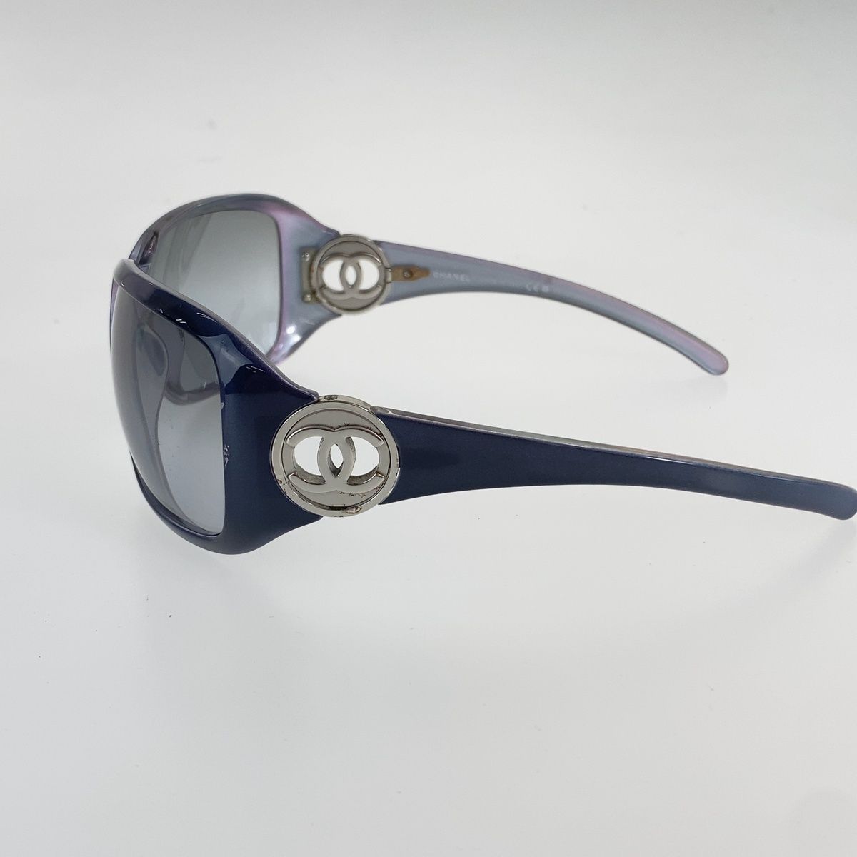 Chanel CC Logo Sunglasses Blue Silver Gray Acetate Metal Eyewear — view 5