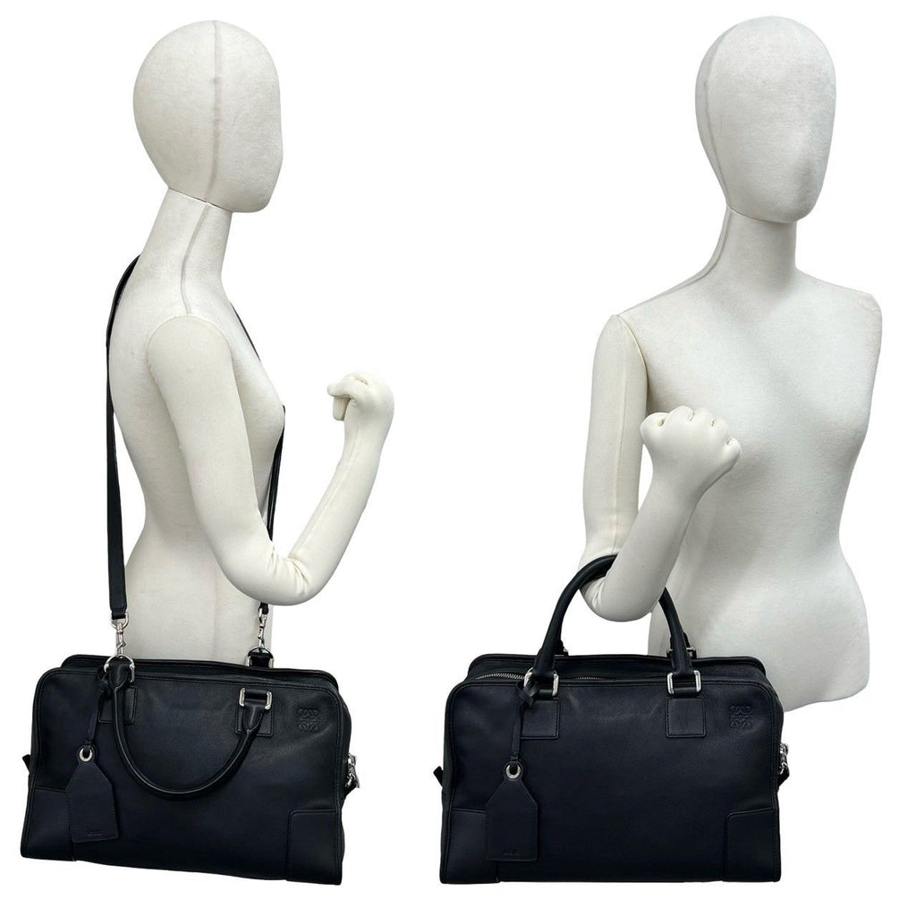 Loewe Amazona 36 Anagram Logo Stamp Leather 2-Way Shoulder Bag Black — view 2