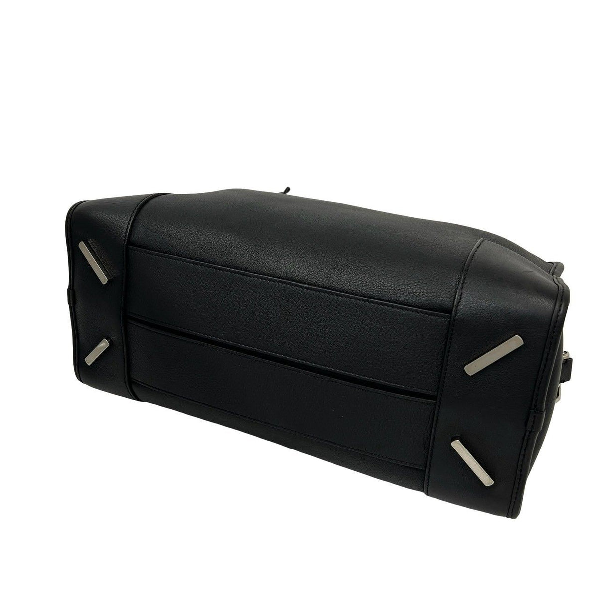 Loewe Amazona 36 Anagram Logo Stamp Leather 2-Way Shoulder Bag Black — view 8
