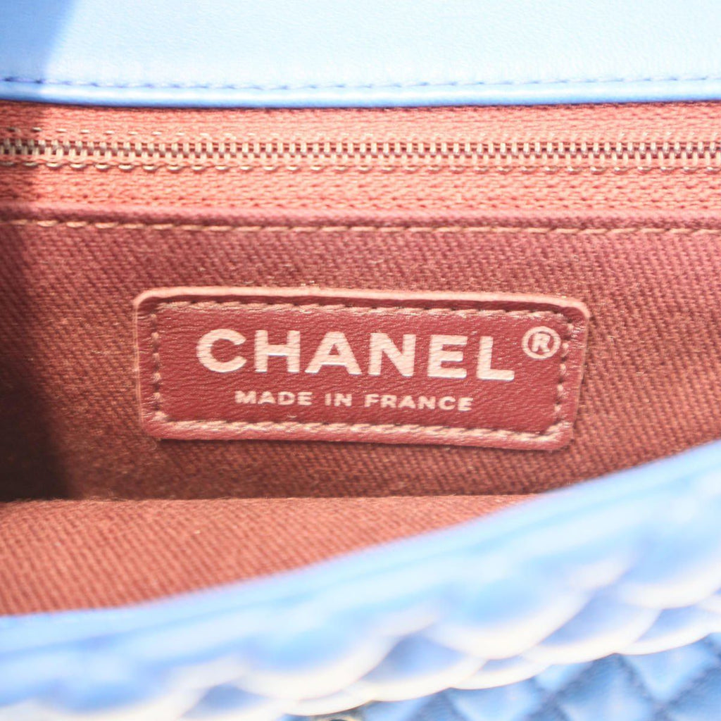 Chanel Micro Quilted Shoulder Bag Blue — view 5