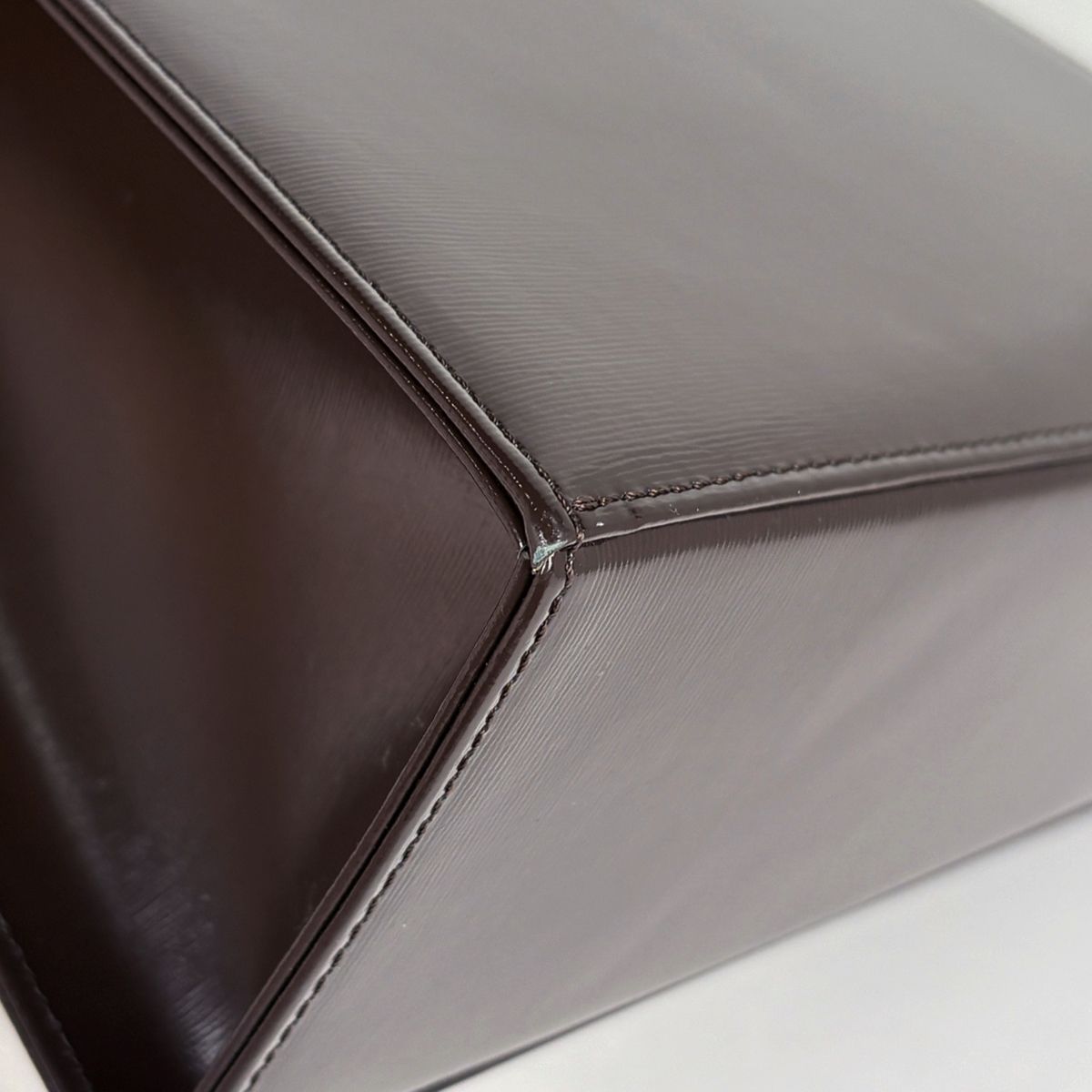 Saint Laurent Handbag Leather Brown — view 3
