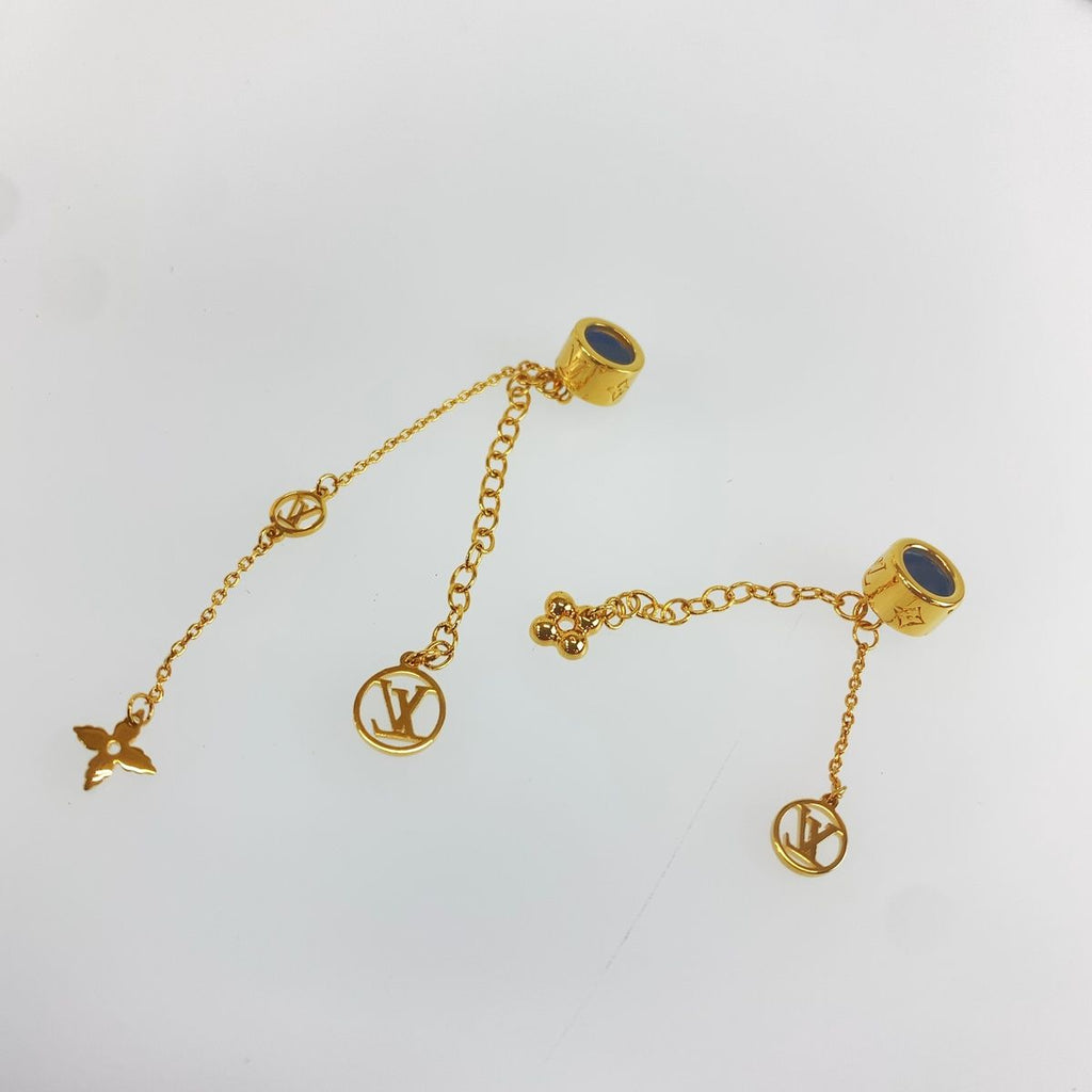 Louis Vuitton LV Flower Gold Metal Earphones Charm Airpods Keychain — view 2