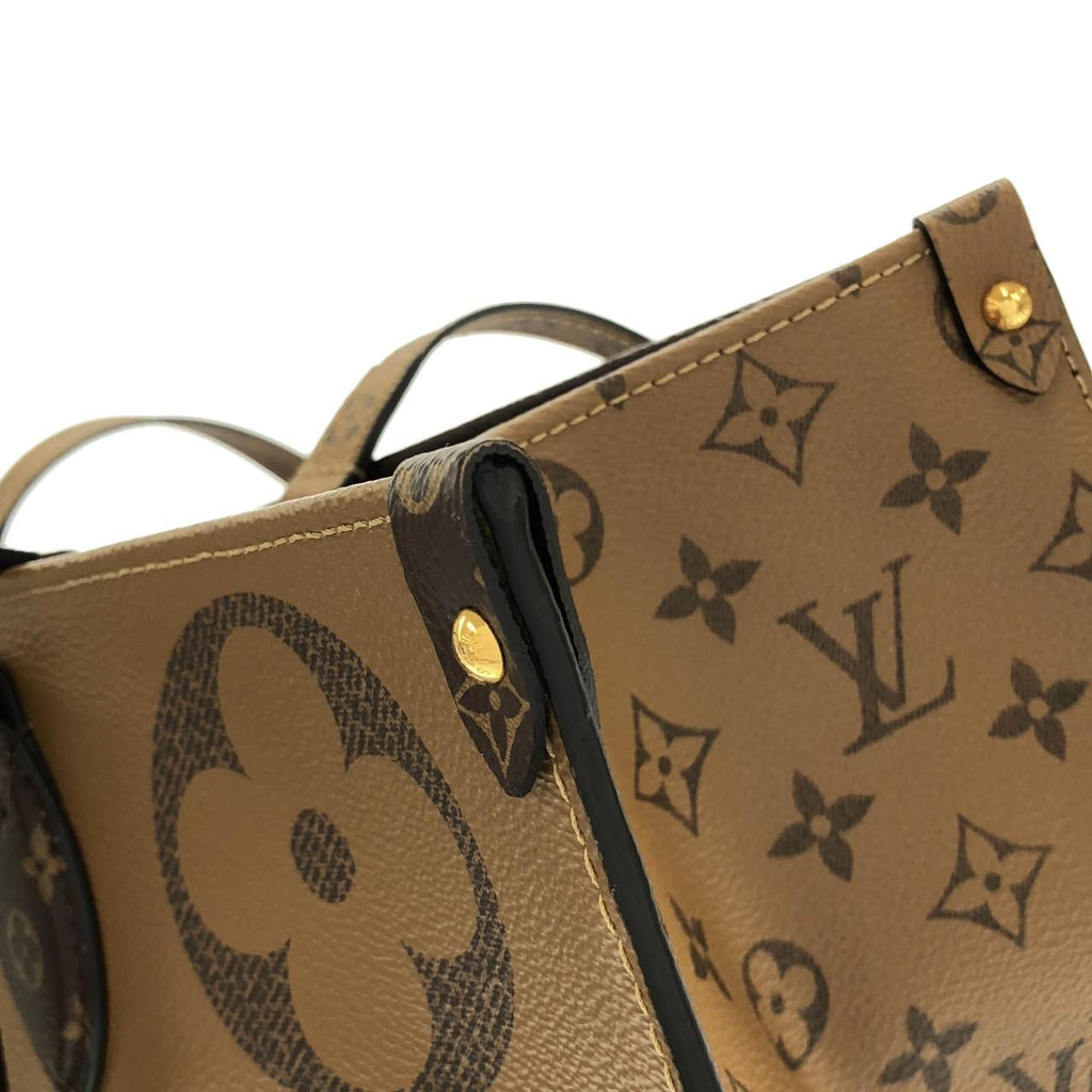 Louis Vuitton Monogram Giant On The Go GM Bag — view 5