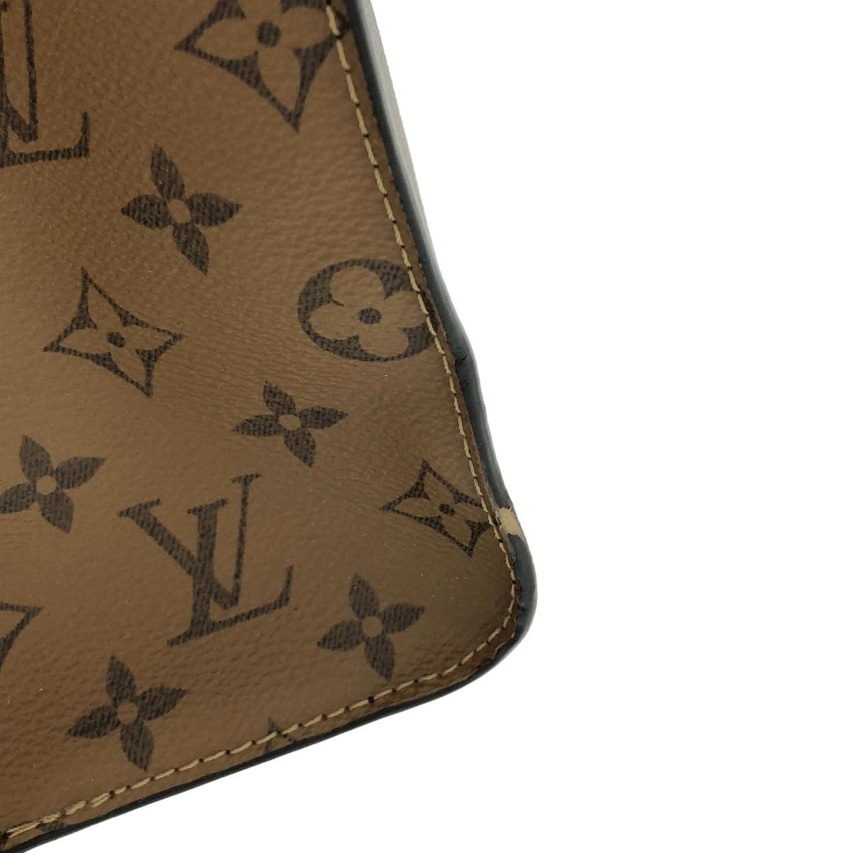 Louis Vuitton Monogram Giant On The Go GM Bag — view 4
