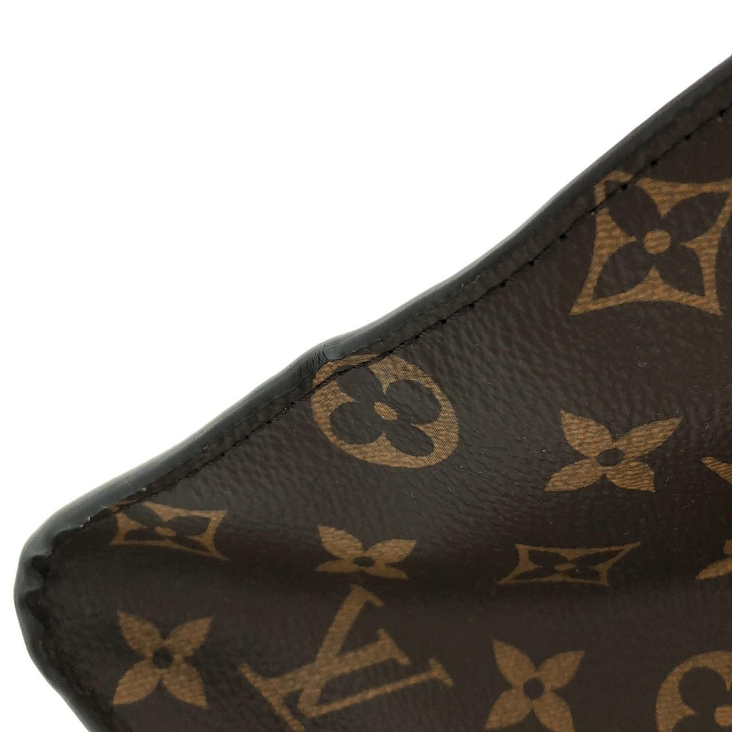 Louis Vuitton Monogram Giant On The Go GM Bag — view 6