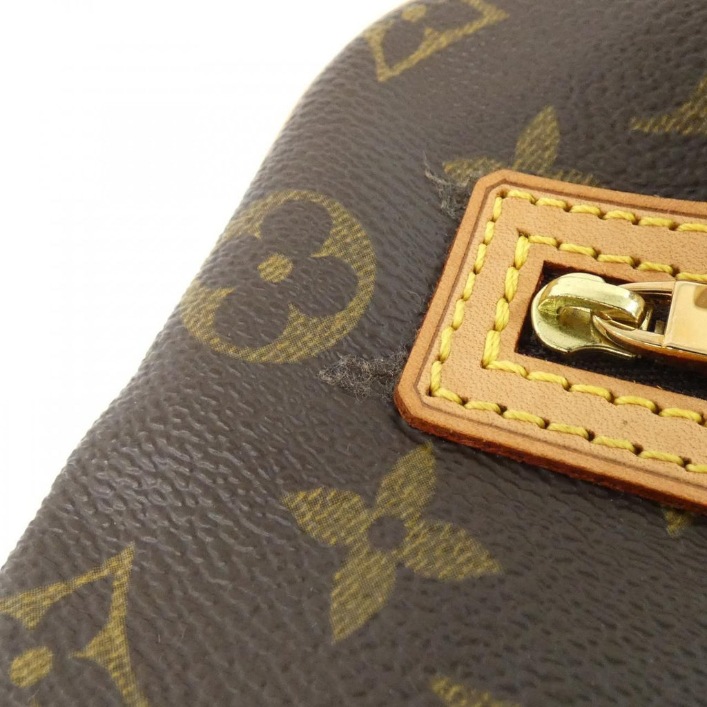 Louis Vuitton Monogram Cite MM Shoulder Bag — view 4