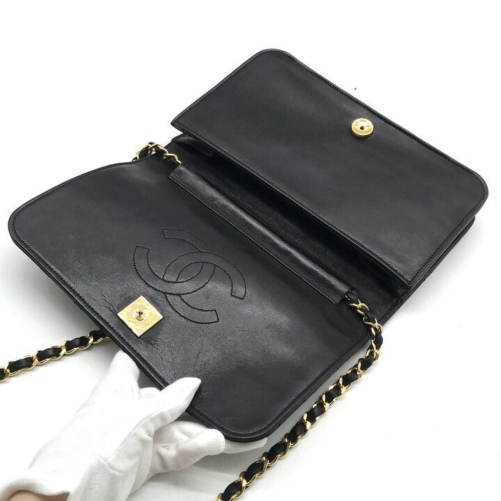 Chanel CC Logo Quilted Push Lock Leather Chain Shoulder Bag Black — view 7