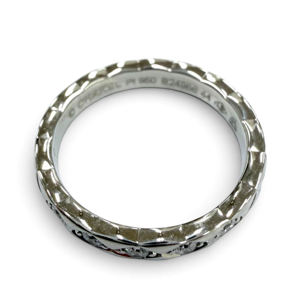 Chanel Diamond Coco Crush Ring of Platinum — view 4
