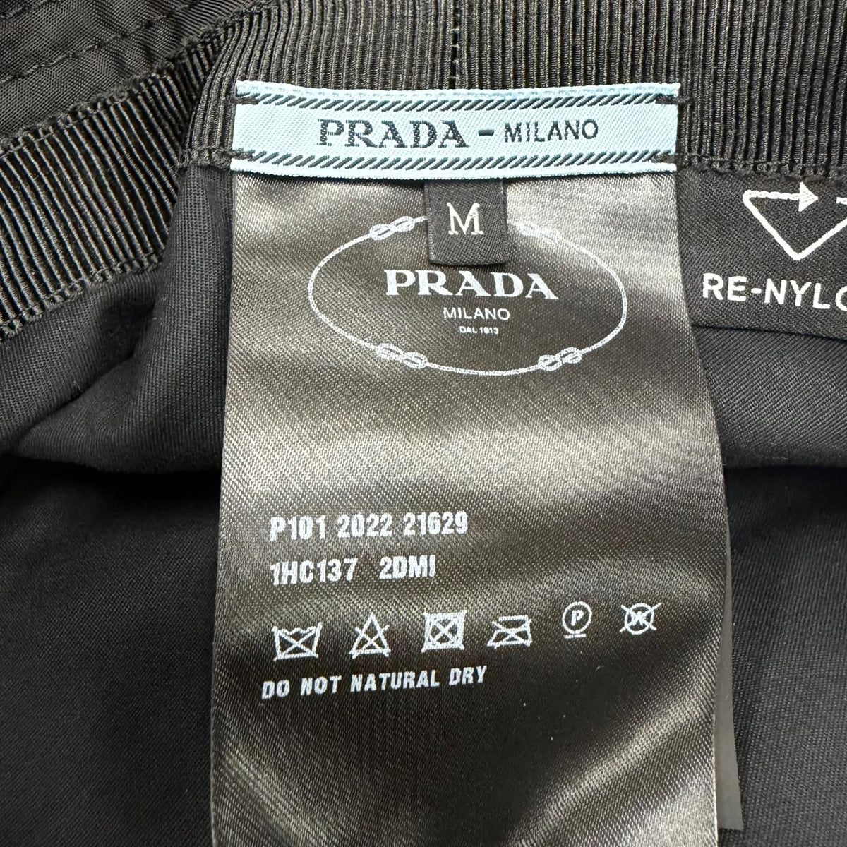 Prada Re-Nylon Bucket Hat Black — view 7