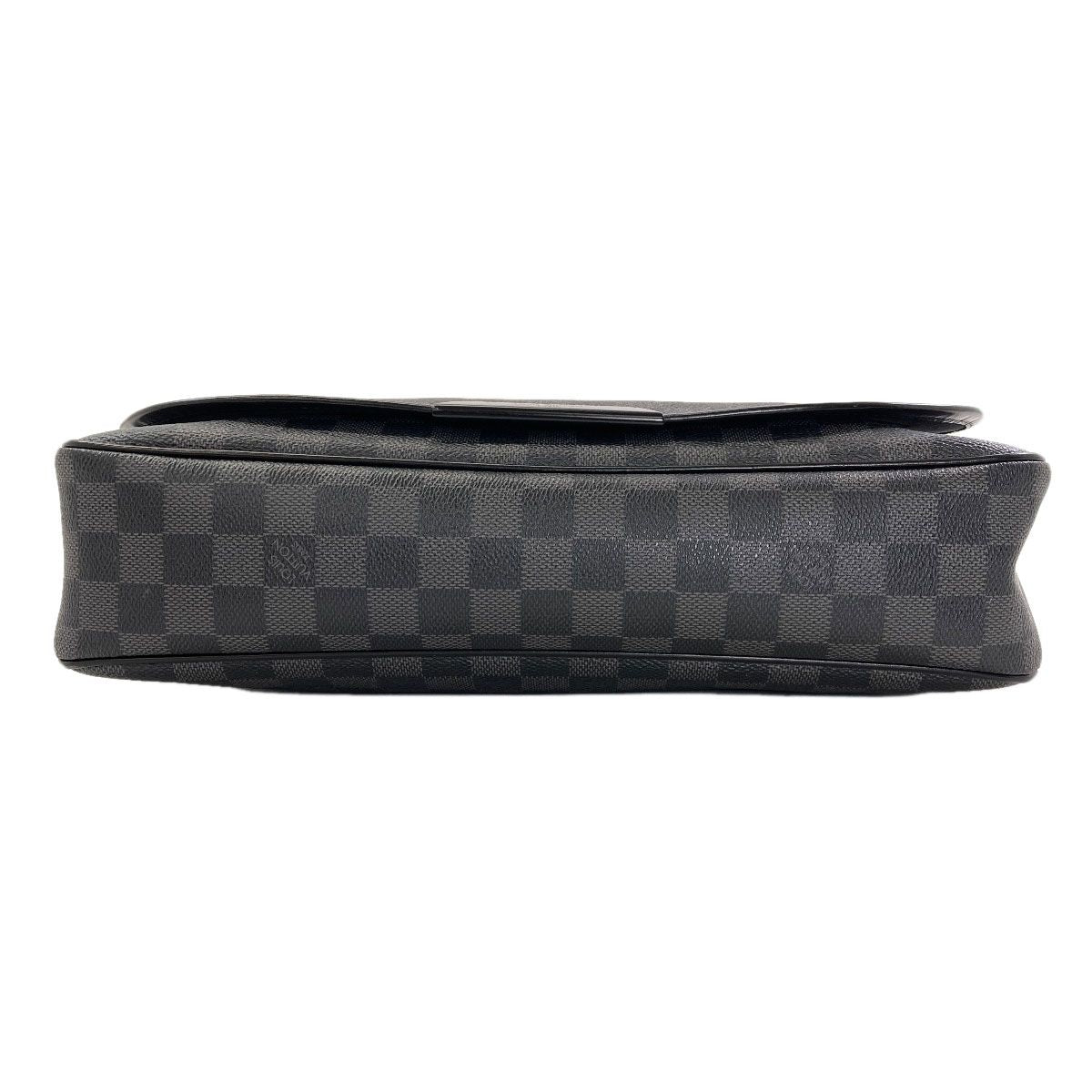 Louis Vuitton Daniel GM Shoulder Bag Damier Canvas — view 4