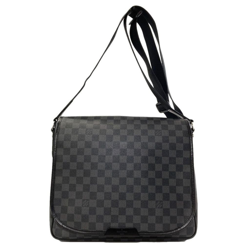 Louis Vuitton Daniel GM Shoulder Bag Damier Canvas