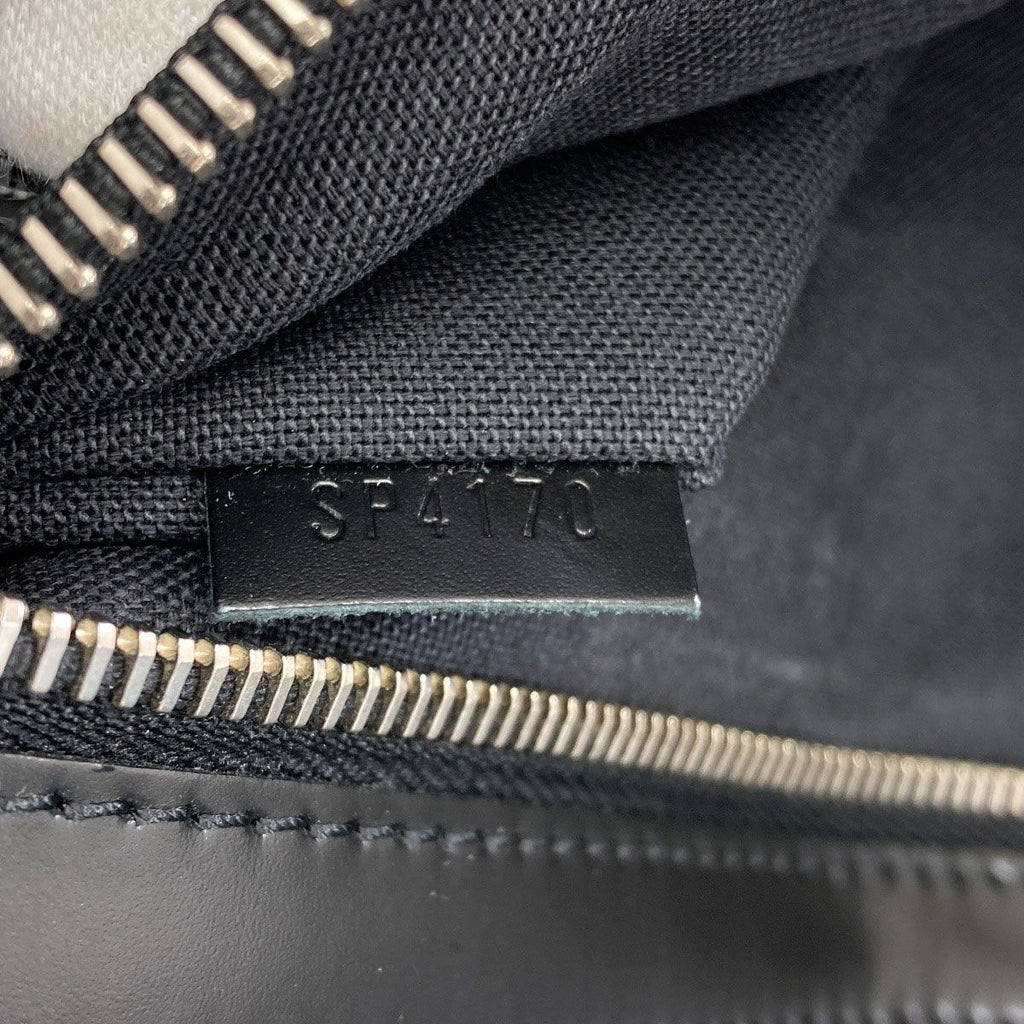 Louis Vuitton Daniel GM Shoulder Bag Damier Canvas — view 7