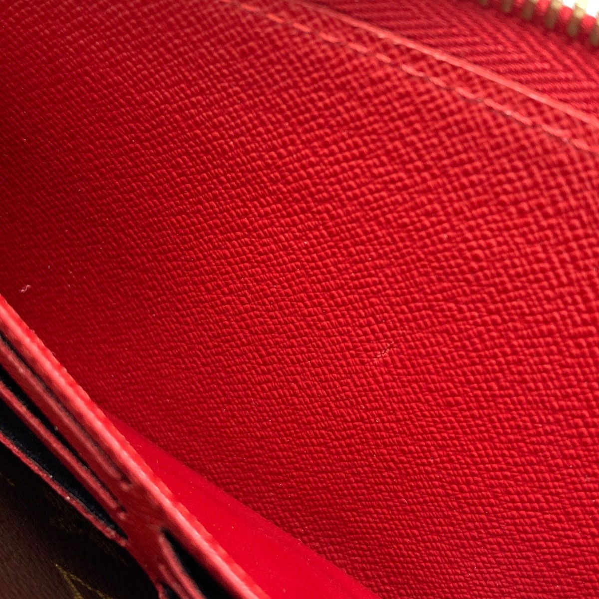 Louis Vuitton Zippy Wallet Retiro Monogram Canvas — view 8