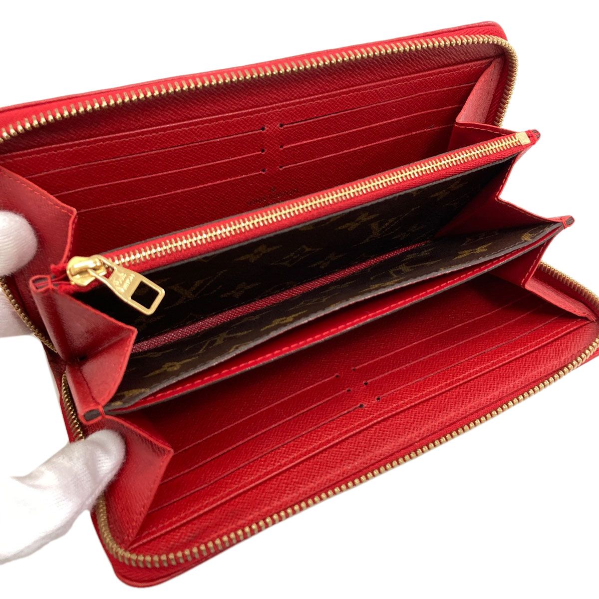 Louis Vuitton Zippy Wallet Retiro Monogram Canvas — view 4