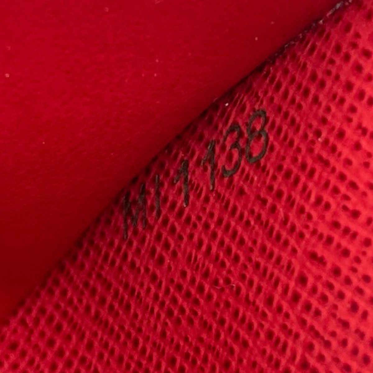 Louis Vuitton Portefeuille Victorine Bifold Wallet Damier Canvas — view 8