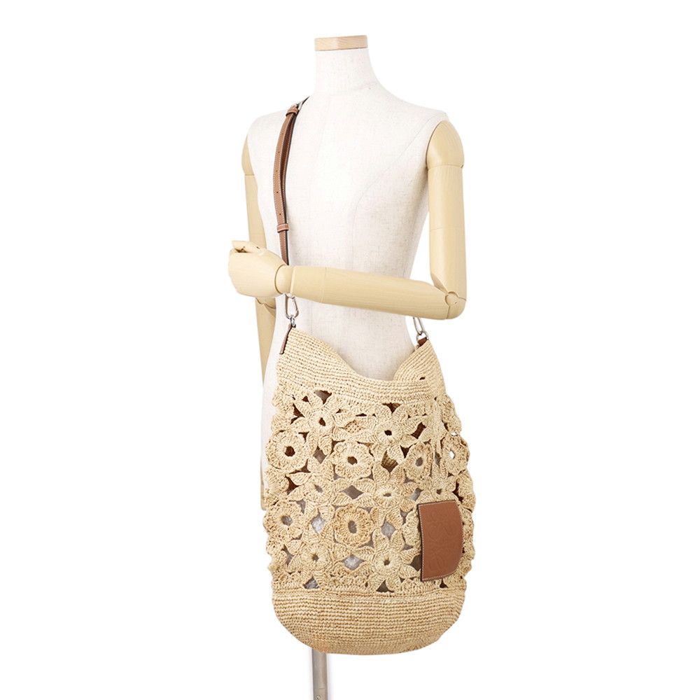 Loewe Handbag Clochette Flower Motif Raffia 2-Way — view 5