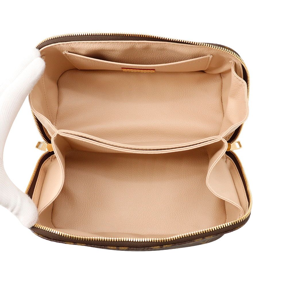 Louis Vuitton Pouch Monogram Toiletries Case — view 5