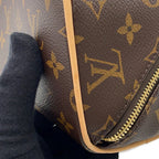 Louis Vuitton Pouch Monogram Toiletries Case — view 8