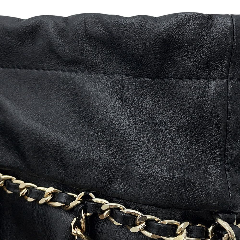 Chanel Chain Shoulder Bag CC Logo Lambskin Black — view 8