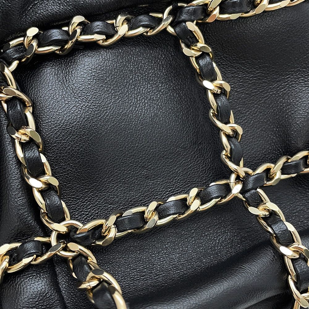 Chanel Chain Shoulder Bag CC Logo Lambskin Black — view 7