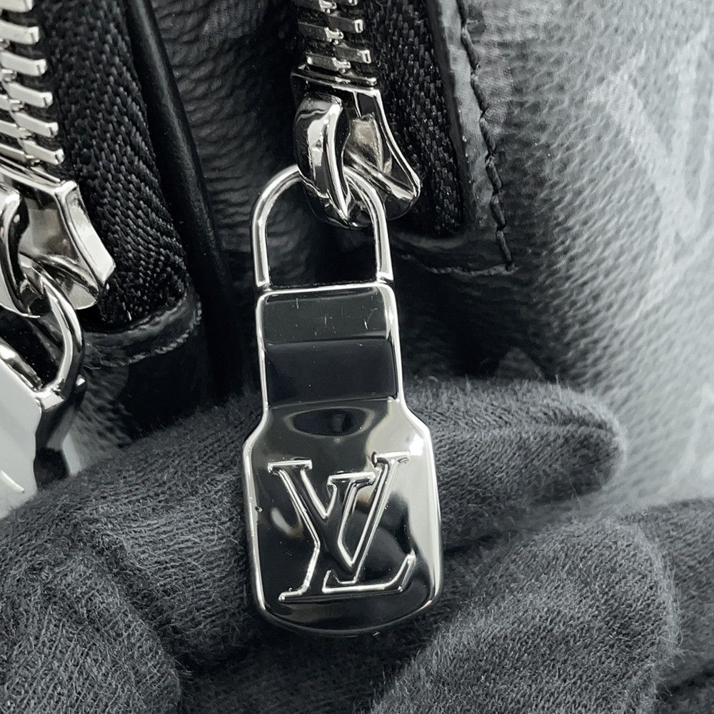 Louis Vuitton Belt Bag Monogram Eclipse Avenue PM Black — view 7