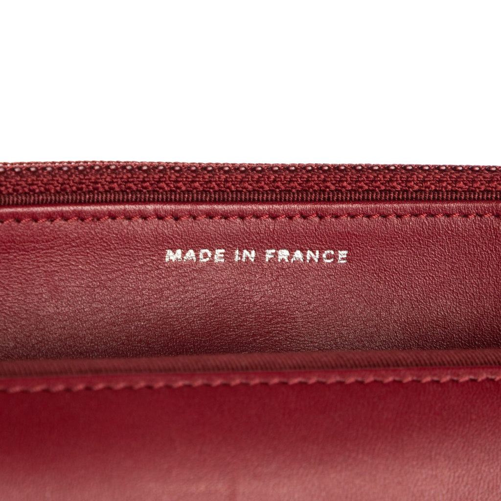 Chanel Double Stitch Hampton Wallet on Chain Burgundy Quilted Lambskin Leather — view 2