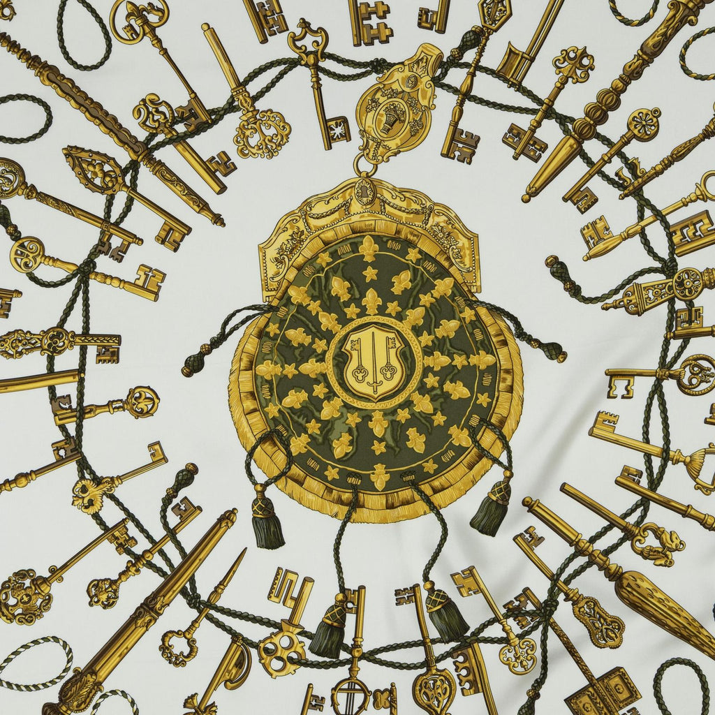 Hermes Scarf Green — view 3