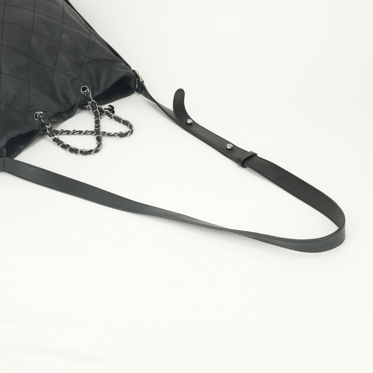 Chanel Quilted Tote Shoulder Bag Calfskin Black Silver CC Logo 2-Way Double — view 4
