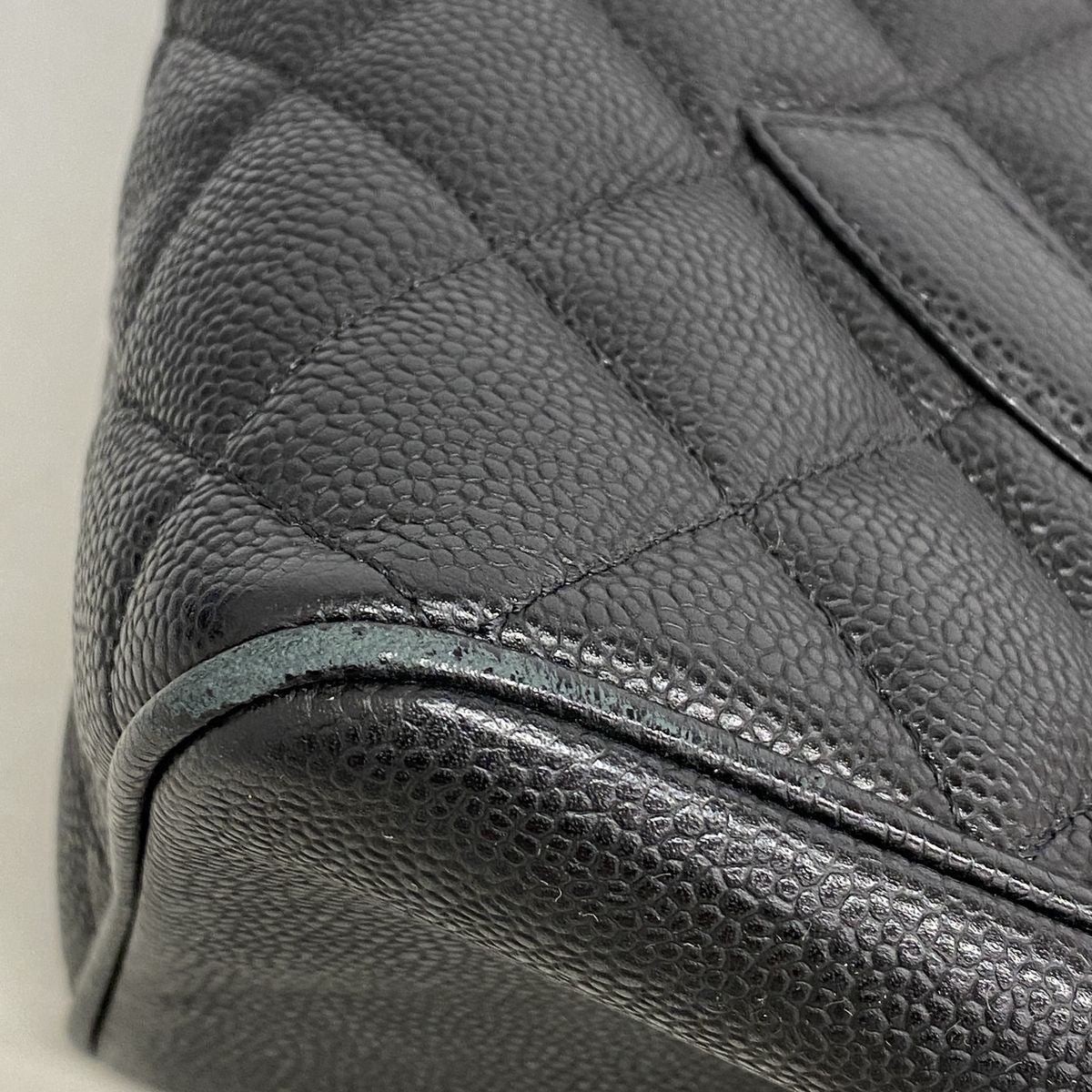 Chanel Tote Bag Reissue Caviar Leather Black Silver — view 6
