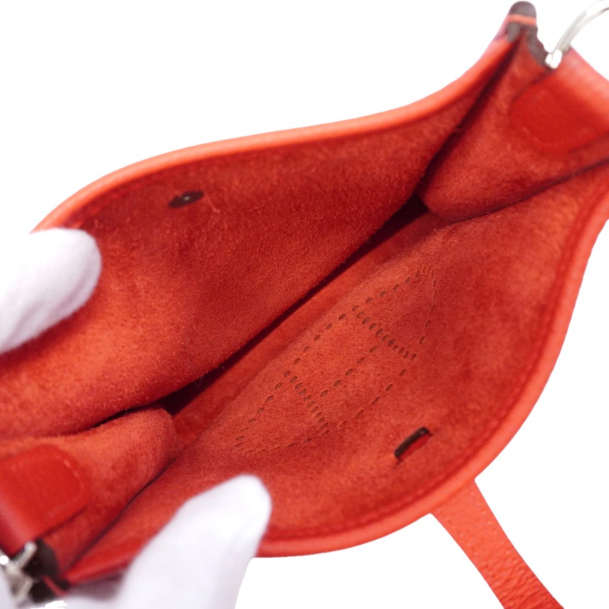Hermes Shoulder Bag Evelyne TPM Taurillon Clemence Rouge Pimare Silver — view 4