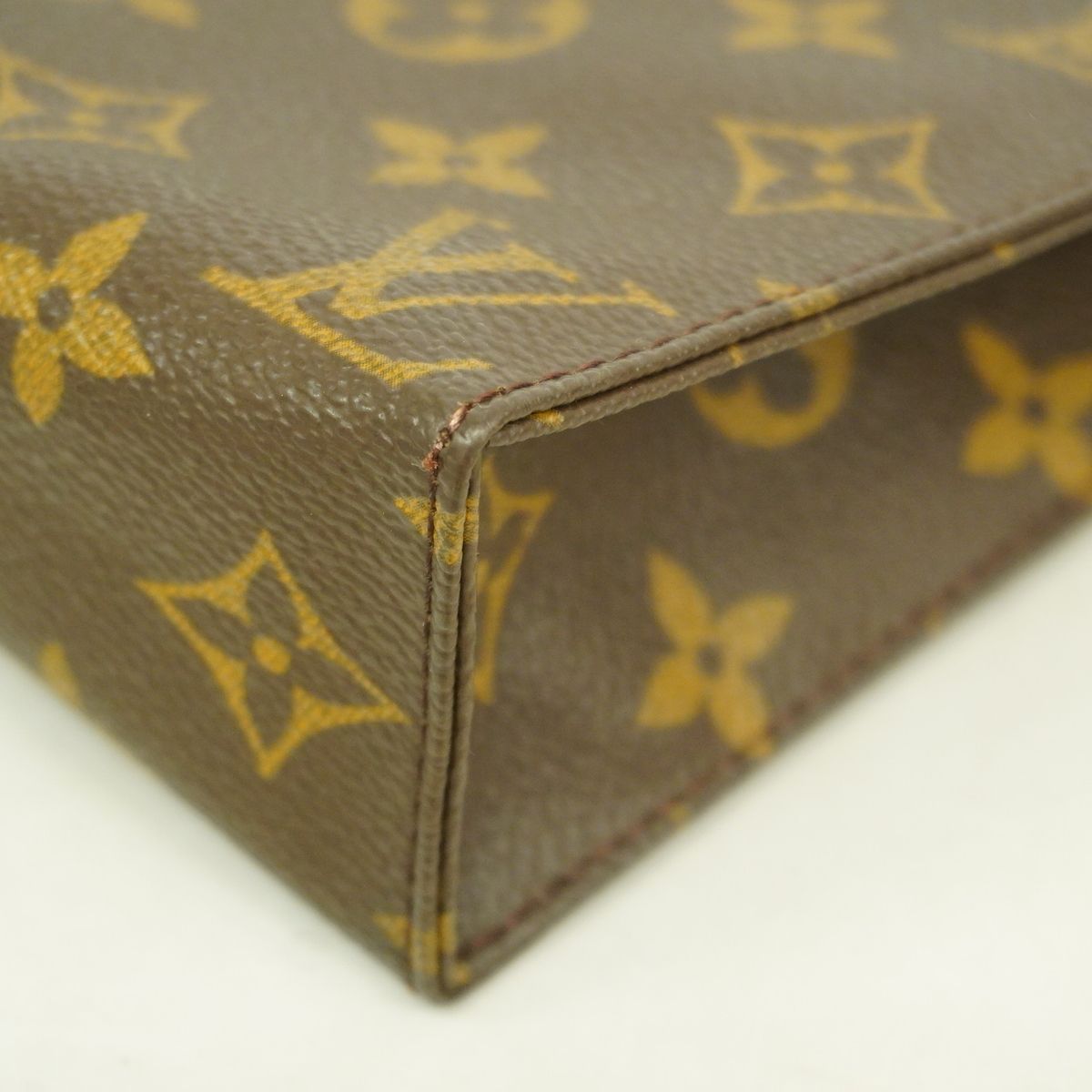 Louis Vuitton Pouch Monogram Poche Toilette 19 Brown — view 6