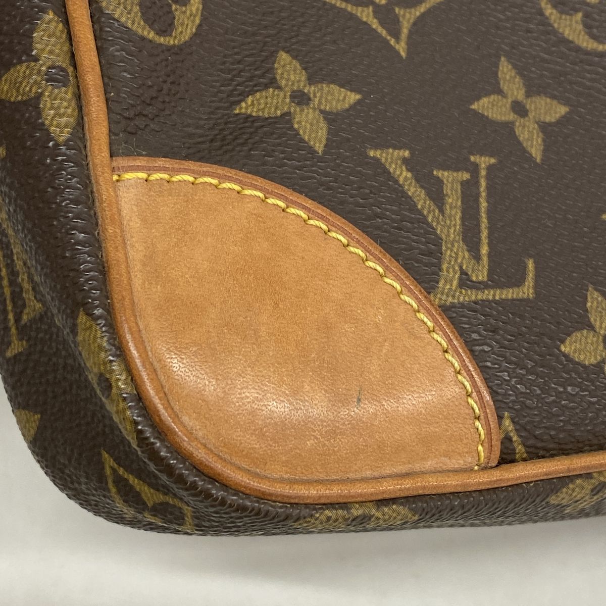 Louis Vuitton Clutch Monogram Marly Dragonne GM Brown — view 6