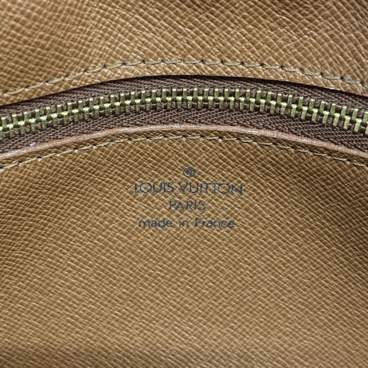 Louis Vuitton Clutch Monogram Marly Dragonne GM Brown — view 5