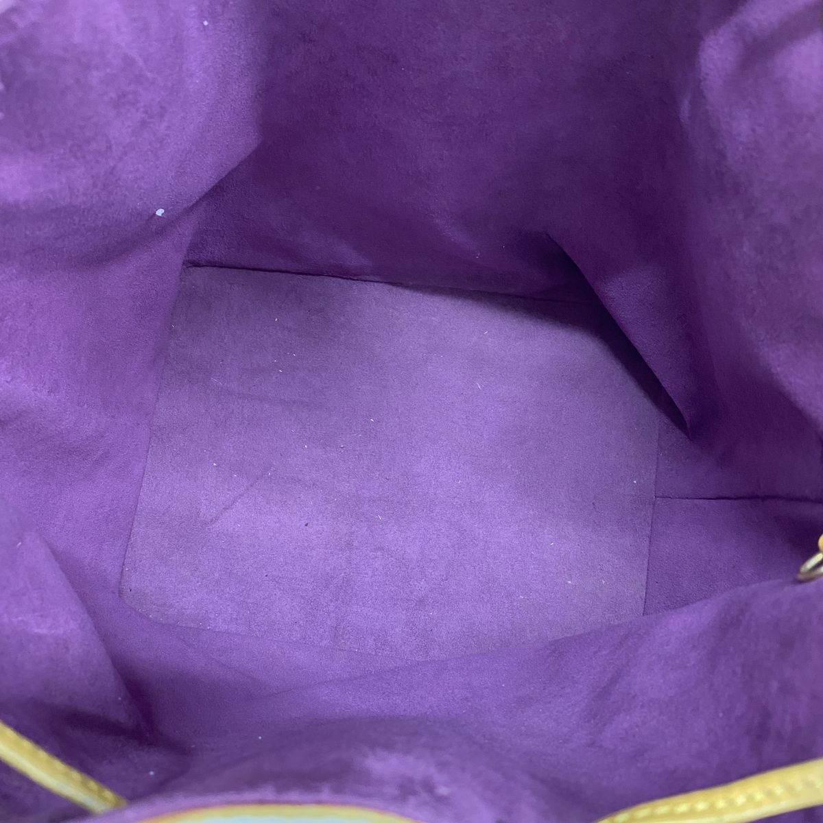 Louis Vuitton Shoulder Bag Epi Petit Noe Jaune — view 4