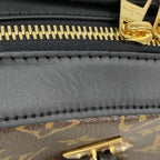 Louis Vuitton Shoulder Bag Monogram Saintonge Brown Black — view 6
