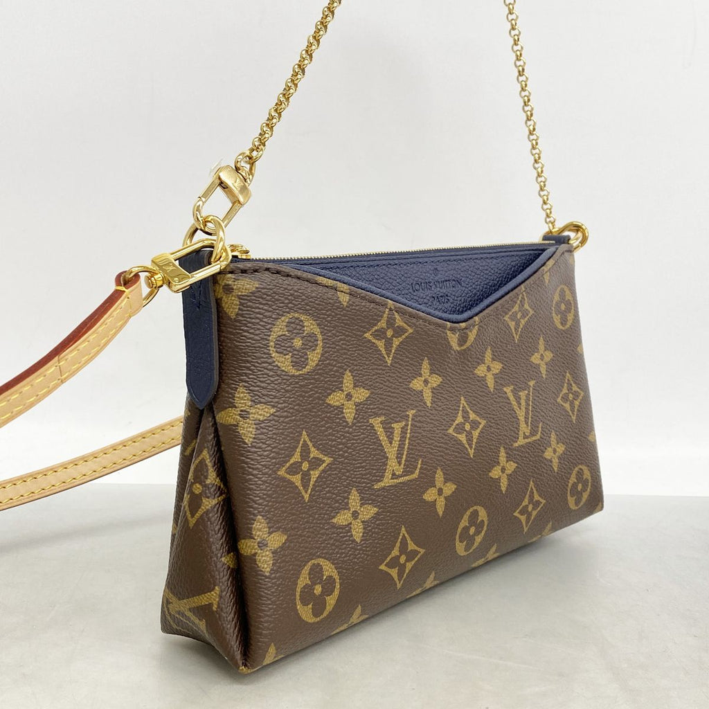 Louis Vuitton Shoulder Bag Monogram Pallas Clutch Blue Marine — view 2