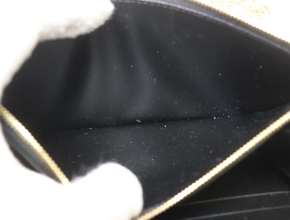 Louis Vuitton Twist Epi Chain Wallet Shoulder Bag — view 7