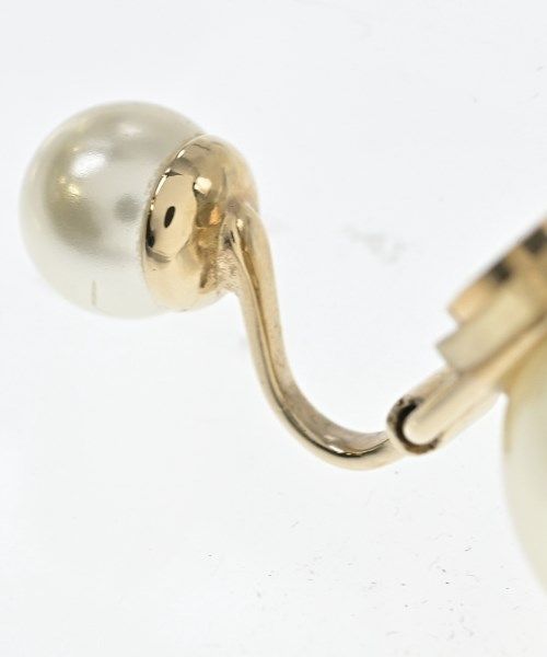 Dior Pearl Earrings White — view 6