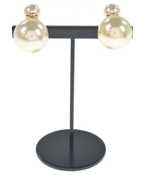 Dior Pearl Earrings White