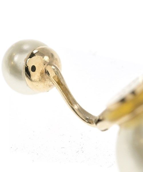 Dior Pearl Earrings White — view 5