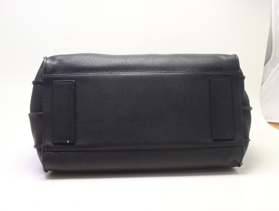 Saint Laurent Sac du Jour Leather Handbag — view 3